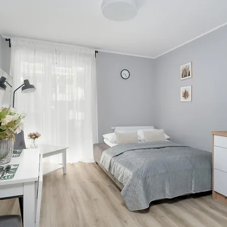 Jasny & Elegancki Apartament Typu Studio Z Tarasem By Renters Apartment Poznan