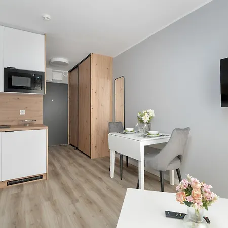 Апартаменти Jasny & Elegancki Apartament Typu Studio Z Tarasem By Renters